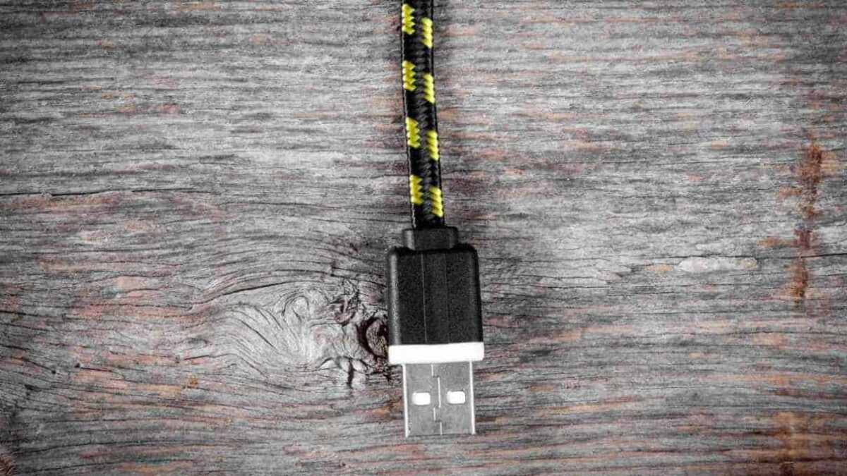 Are Nylon Braided Cables Better? (+ More Durable)