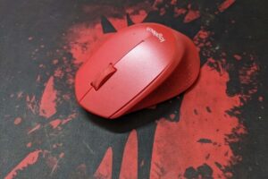 Home 3 Logitech M331 Review