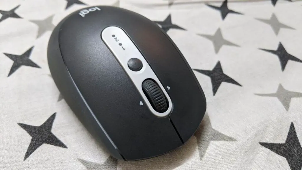 top view of Logitech M590