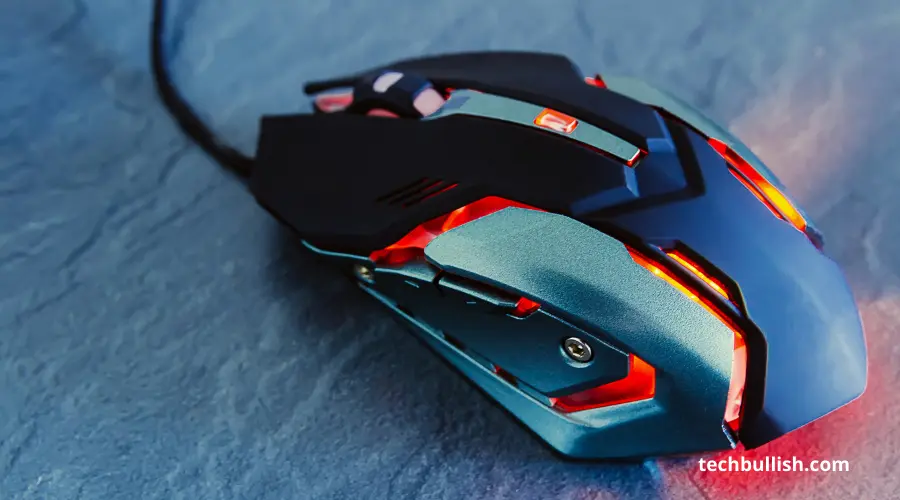 Pros and Cons of Side Buttons on a Gaming Mouse