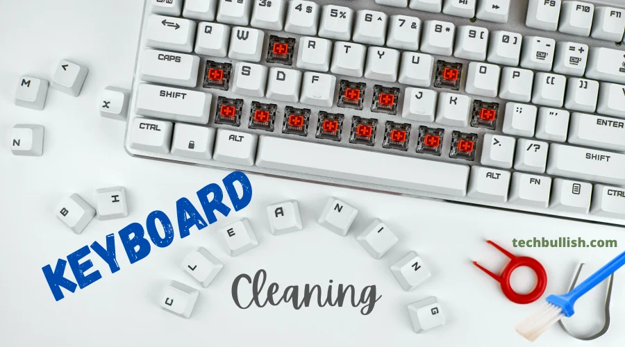Cleaning Dust Regularly on Mechanical keyboard
